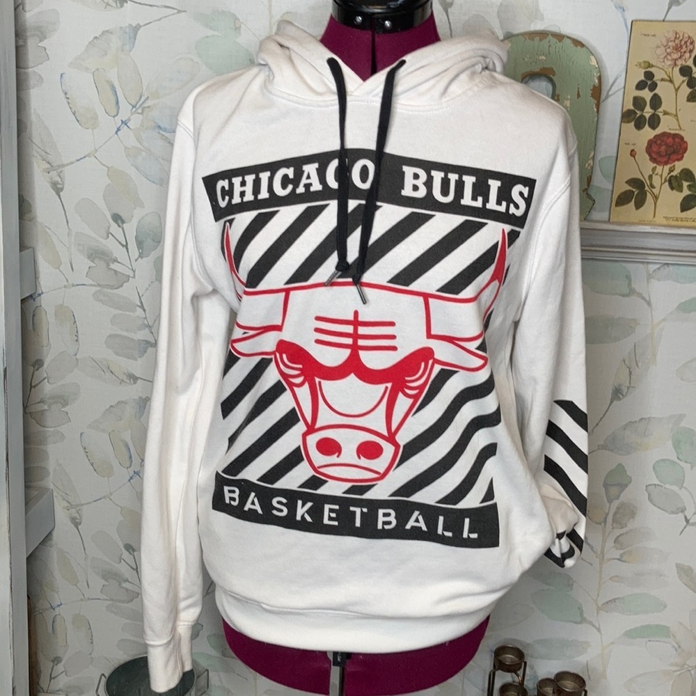 Chicago Bulls Vintage Nike sweatshirt hoodie sz S